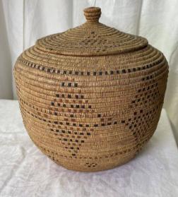 Lidded Basket with geometric patterns