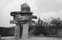 Installing Inukshuk, 1987
© McMichael Canadian Art Collection Archives
L1987.13 (installation…