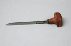 Engraving tool used by Franklin Carmichael